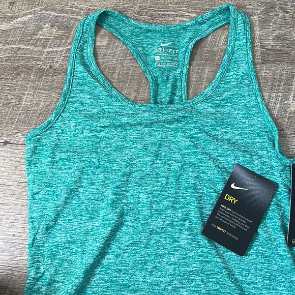 NWT Nike Green Dri-Fit Tank Top Size XS - Picture 2 of 4